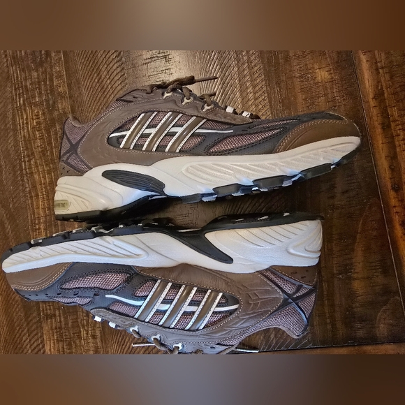 🌟Vintage 2007 Adidas Ketchikan Trail Brown Running Shoe Men's Sz 10; like NEW - Picture 3 of 7